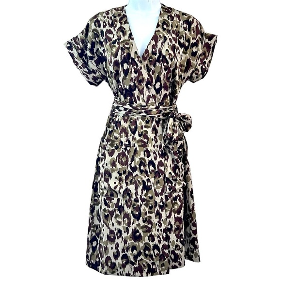J CREW Satin Crepe Wrap Midi Dress Cuffed Short Sleeve Leopard Print PS NWT - Picture 1 of 16